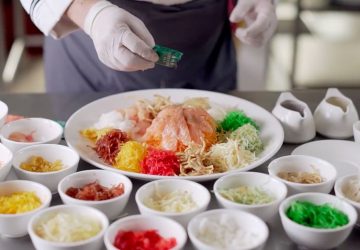 chinese new year resorts world yee sang prosperity toss