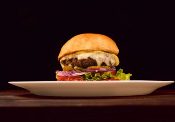This burger has gone meat-free without jeopardizing its mouthwatering appeal.